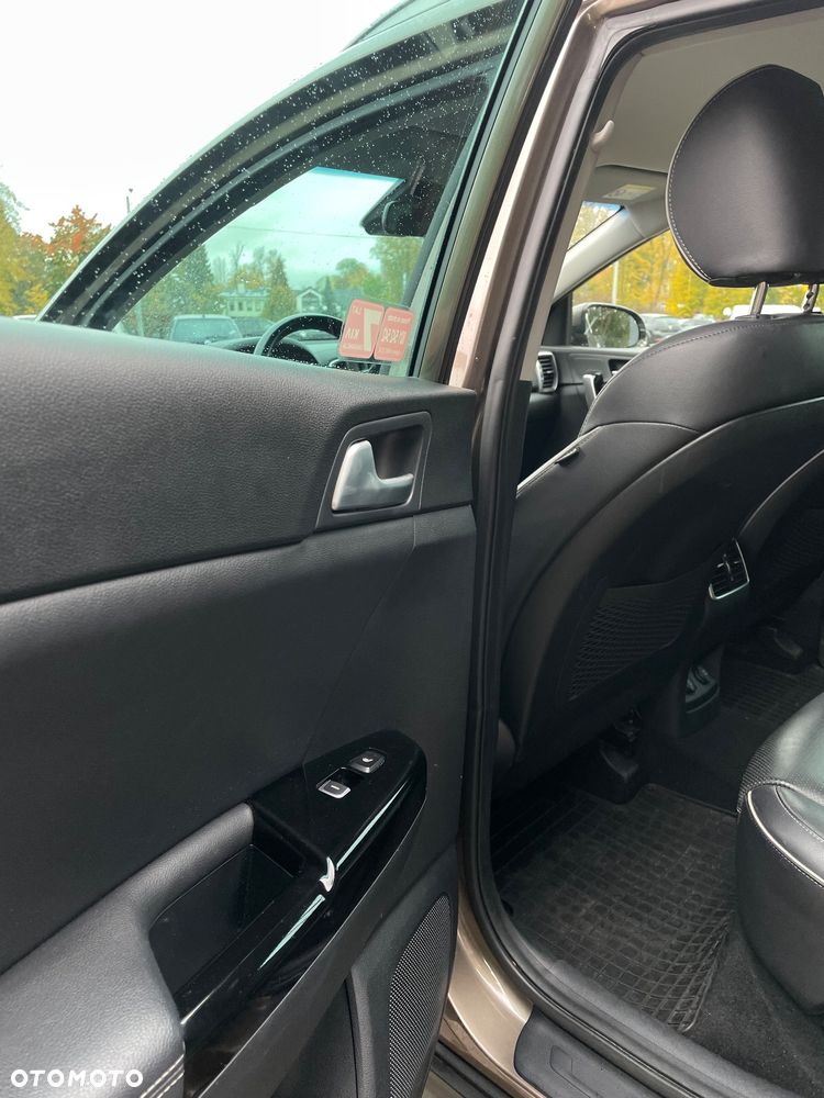 Kia Sportage 1.6 T-GDI Business Line 4WD DCT - 8