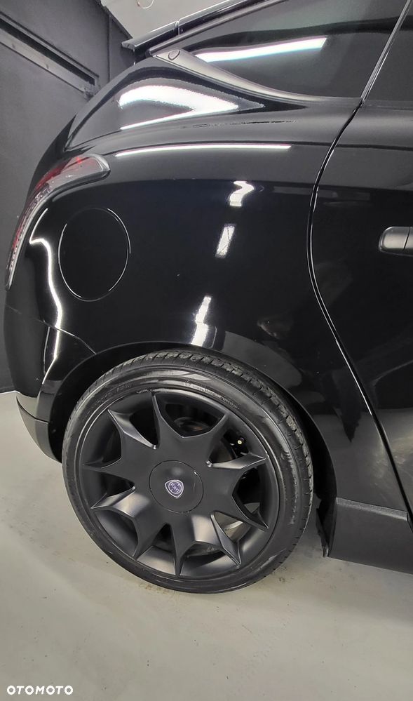 Lancia Delta 1.4 T-Jet 16v Oro - 22