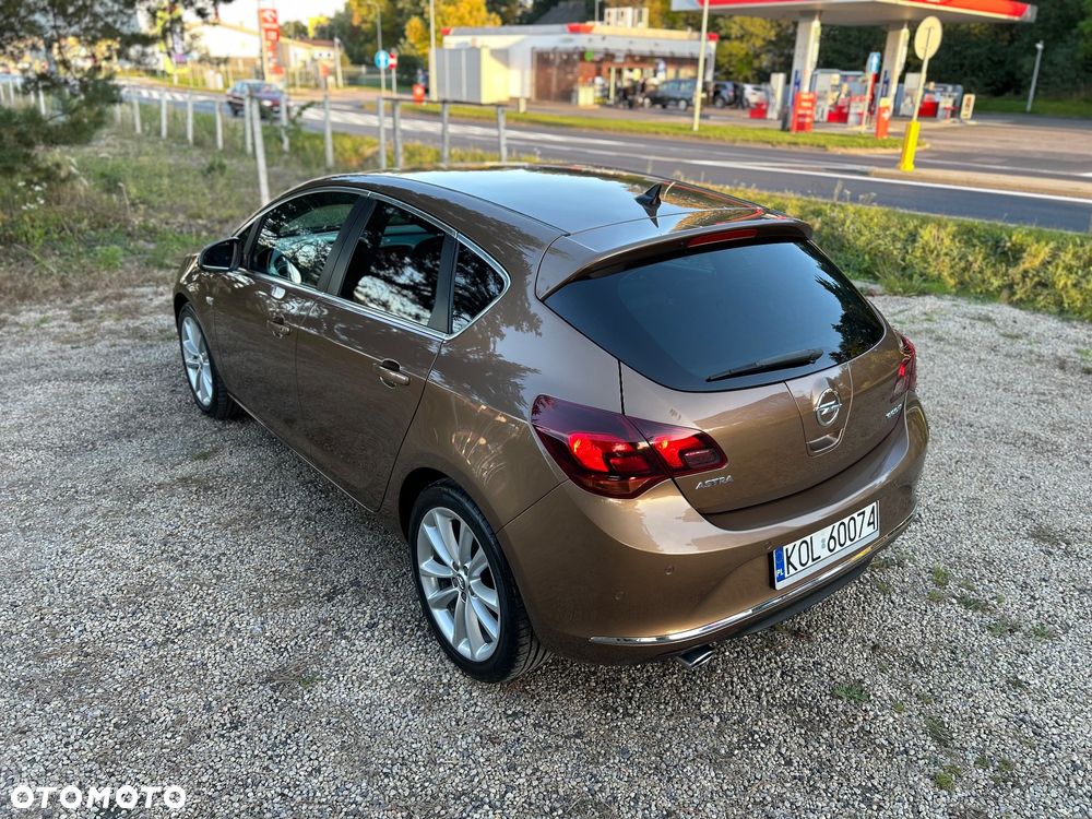 Opel Astra - 25