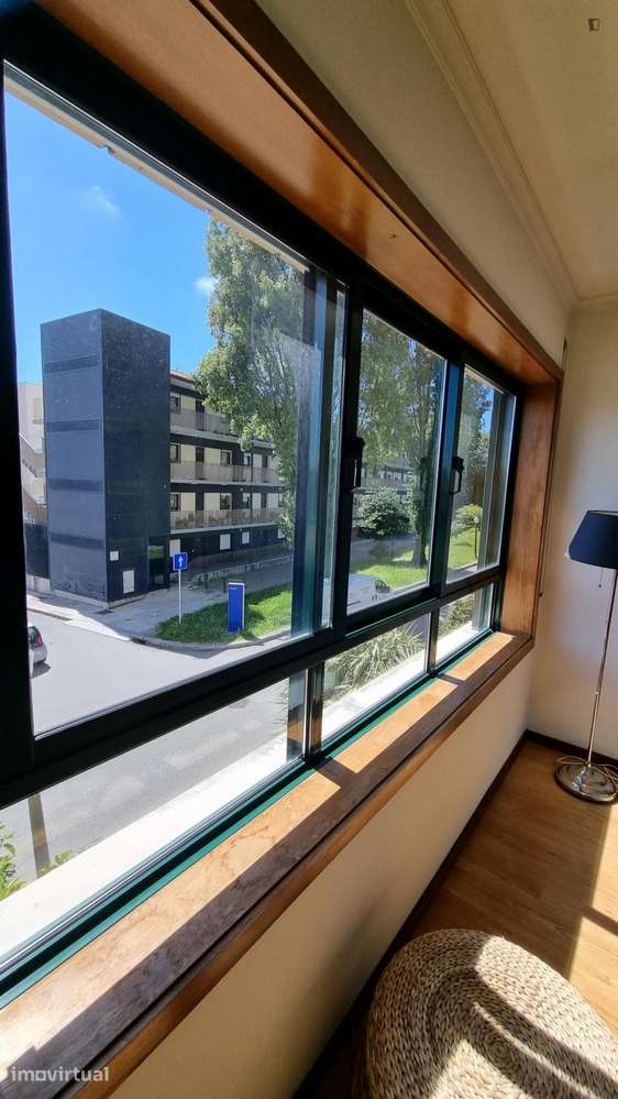 Apartamento com 1 quartos - localizado em Ramalde Porto - Grande imagem: 4/49