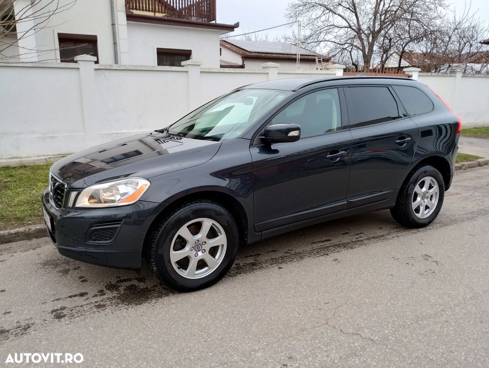 Volvo XC 60 DRIVe R Design - 3