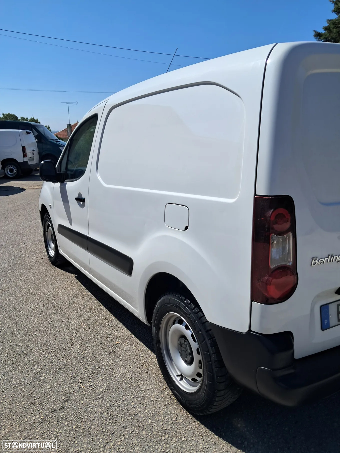 Citroën Berlingo 1.6 hdi 3 lugares iva dedutível - 2