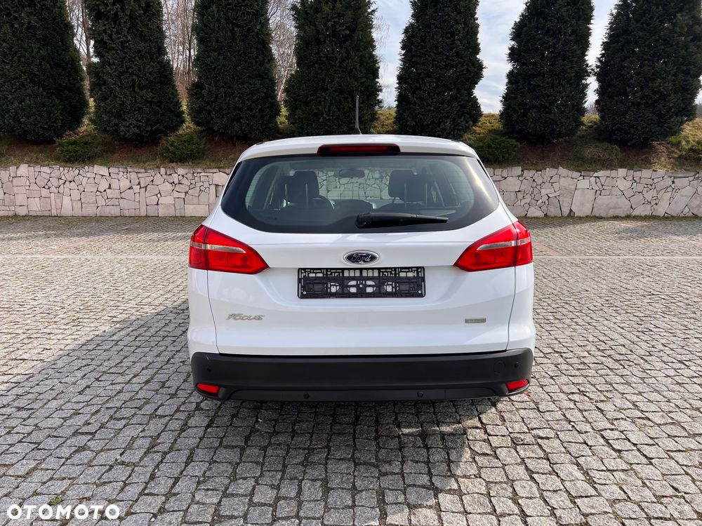 Ford Focus 1.0 EcoBoost Edition - 4