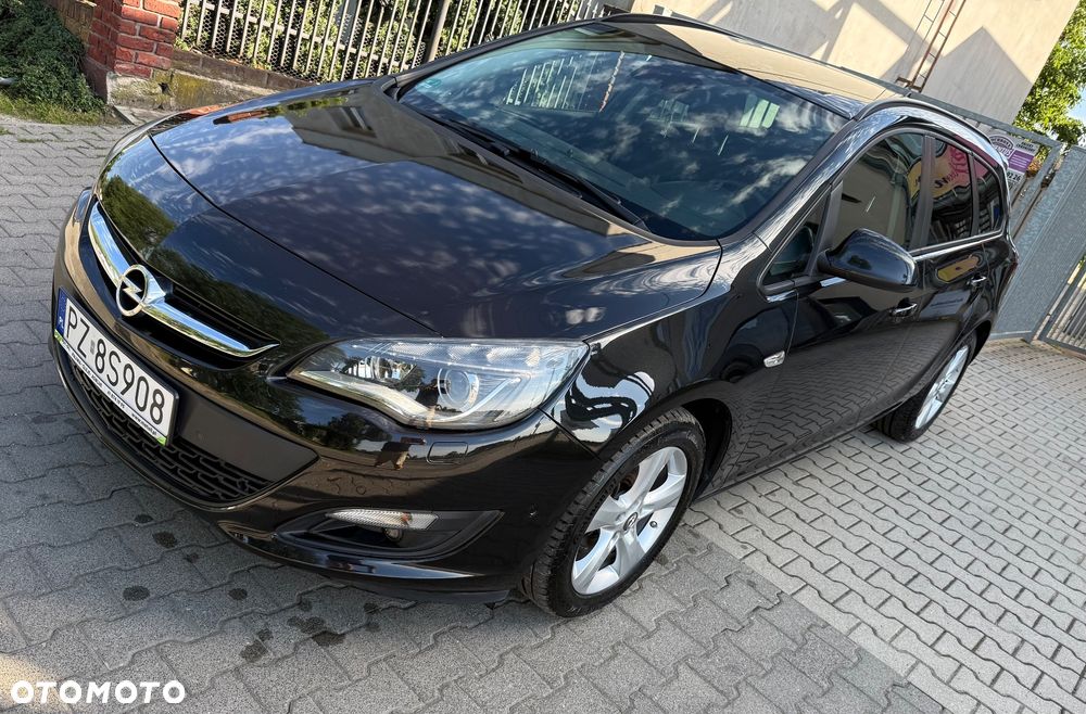 Opel Astra 1.6 CDTI Sport - 1