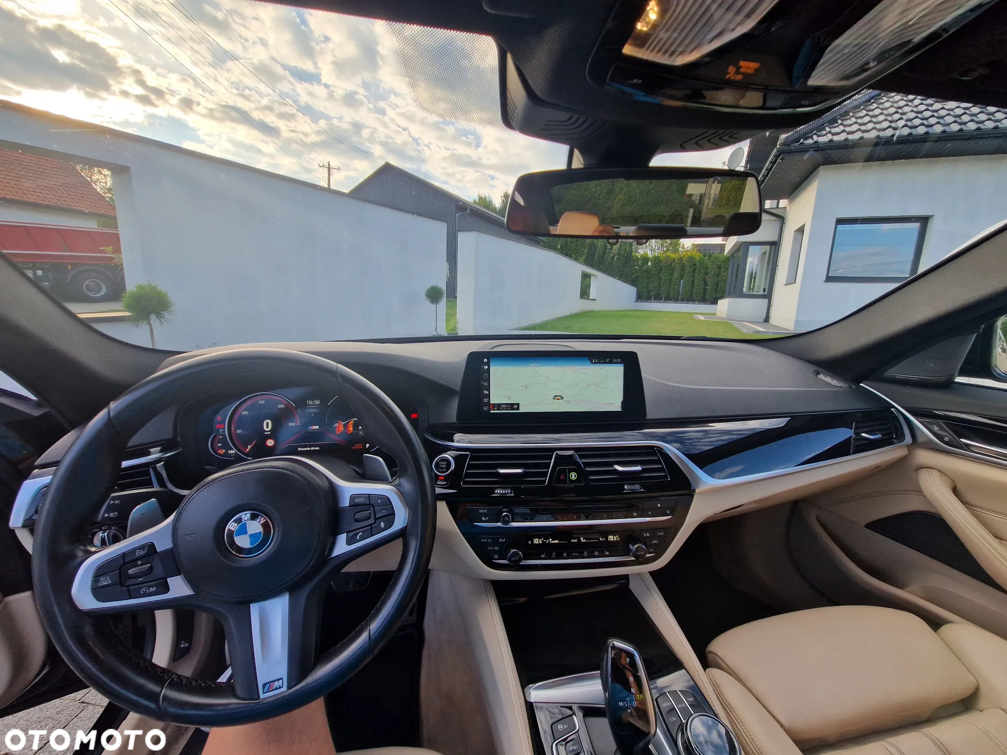 BMW Seria 5 520d M Sport - 2