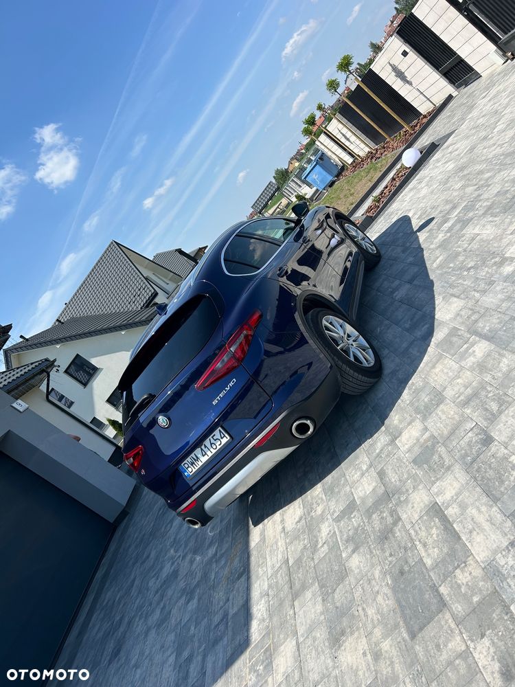Alfa Romeo Stelvio 2.0 Turbo TI Q4 - 6