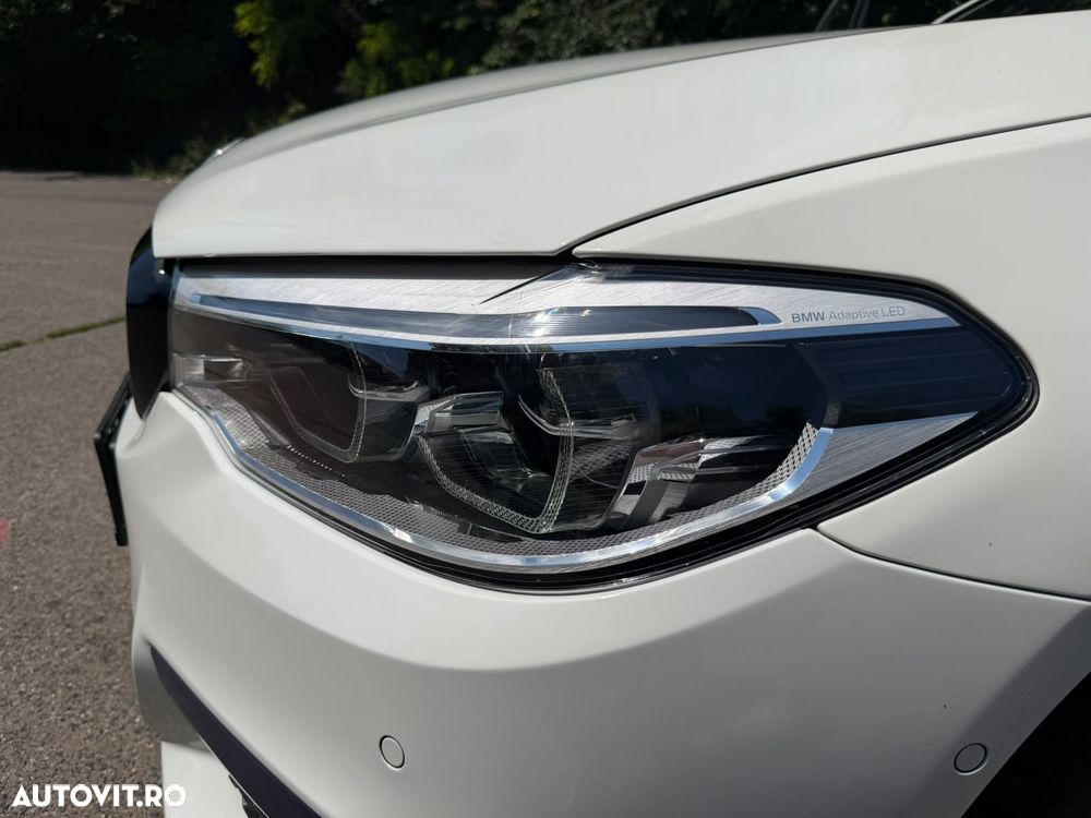 BMW Seria 5 520d AT - 28