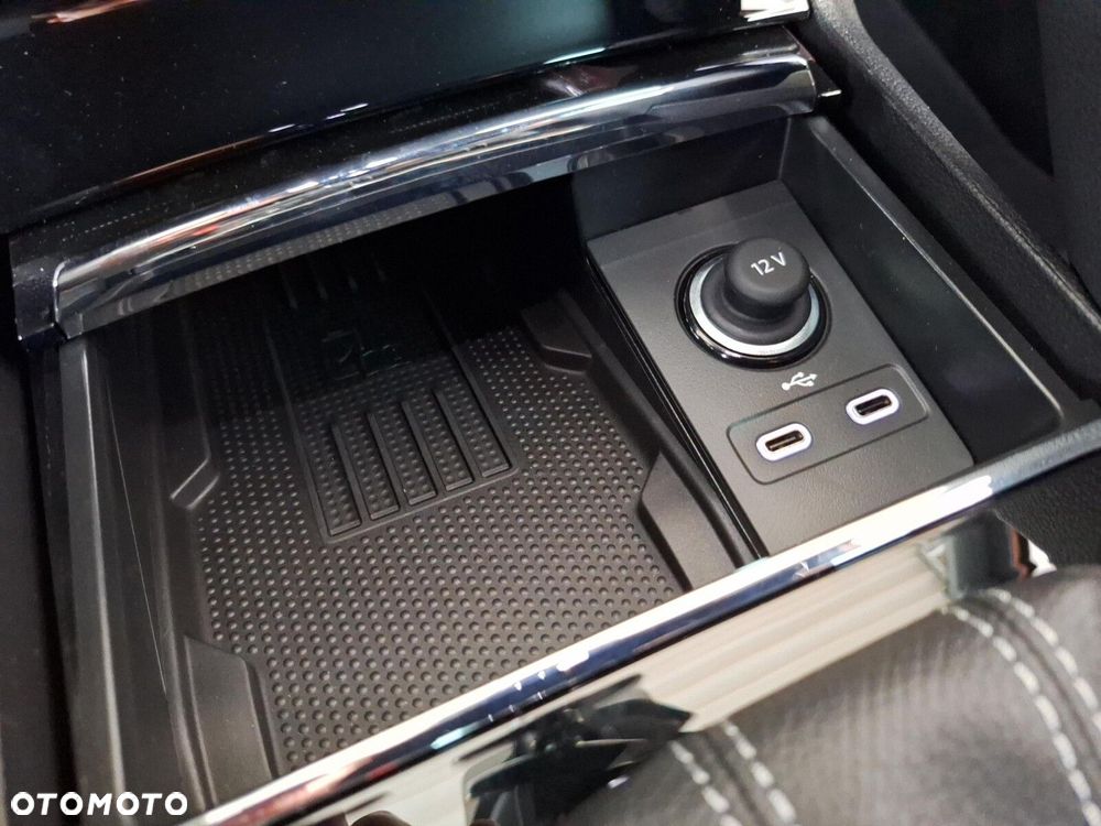 Skoda Karoq 1.5 TSI ACT Sportline DSG - 26