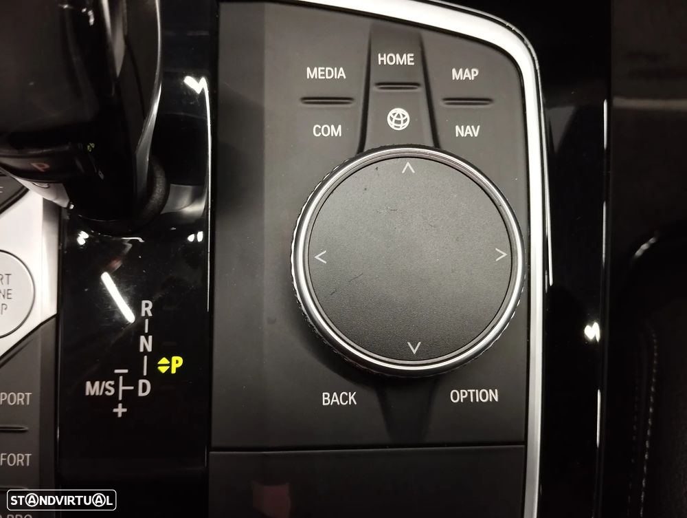 BMW 116 d Line Sport Auto - 35