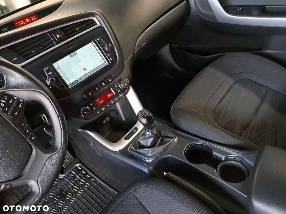 Kia Ceed - 26