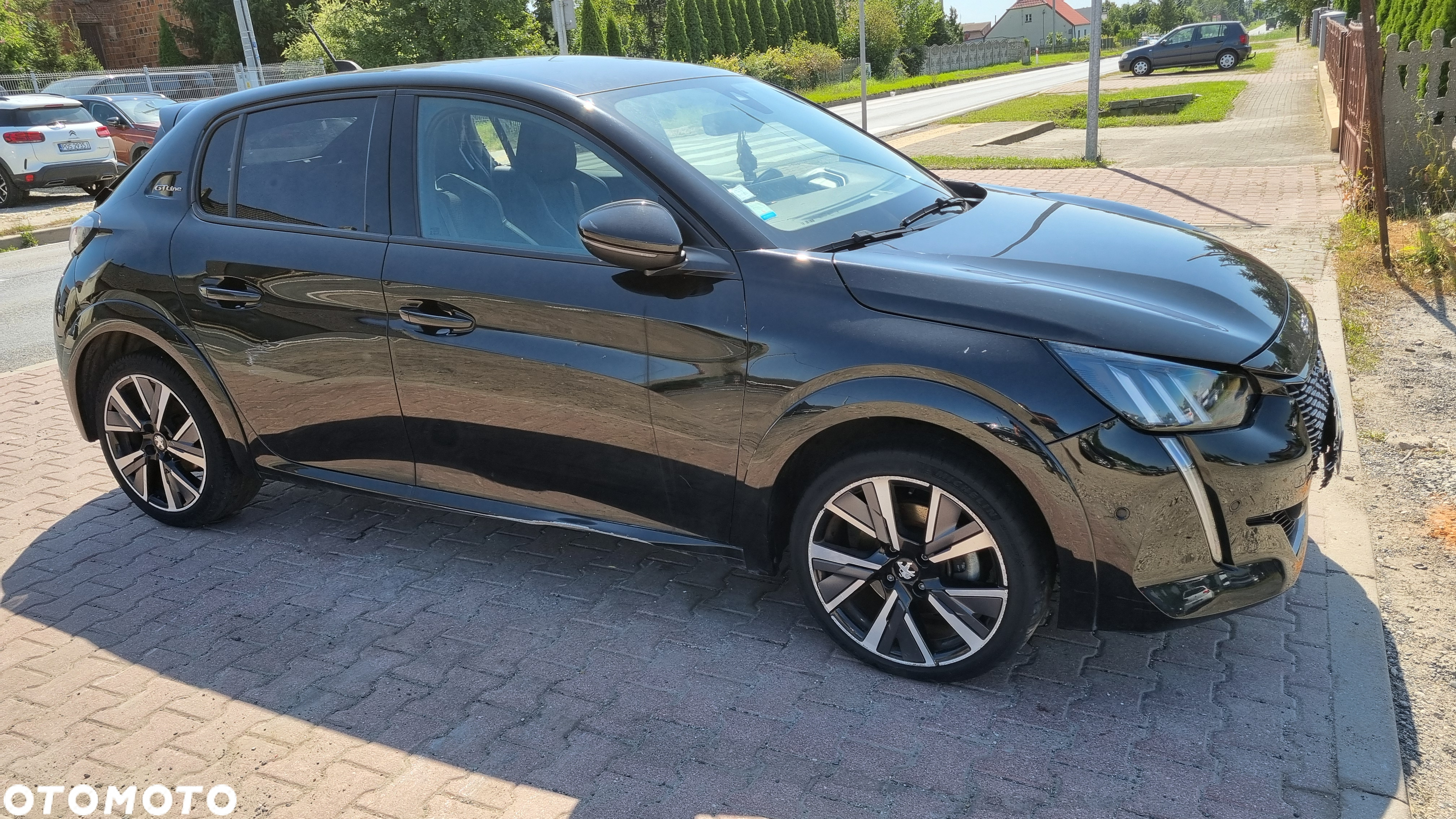 Peugeot 208 1.2 PureTech GT Line S&S EAT8 - 4