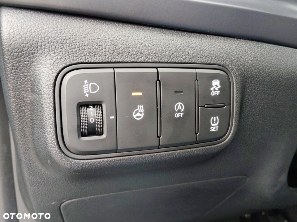 Hyundai i20 - 24