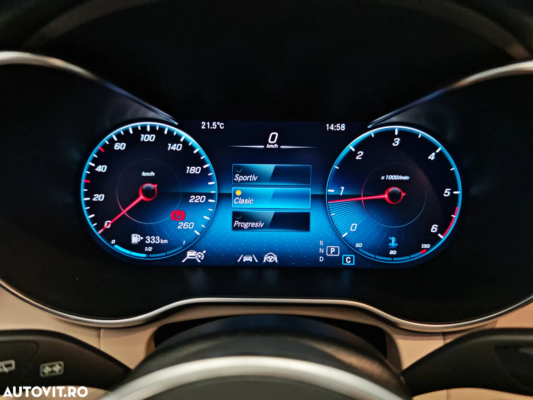 Mercedes-Benz GLC 300 d 4MATIC - 12