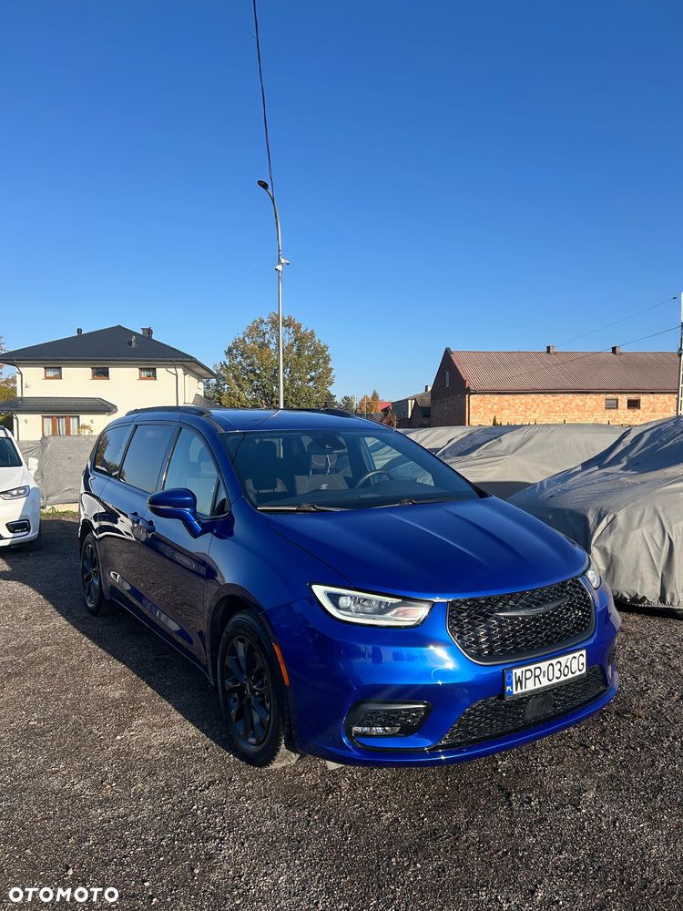 Chrysler Pacifica - 18