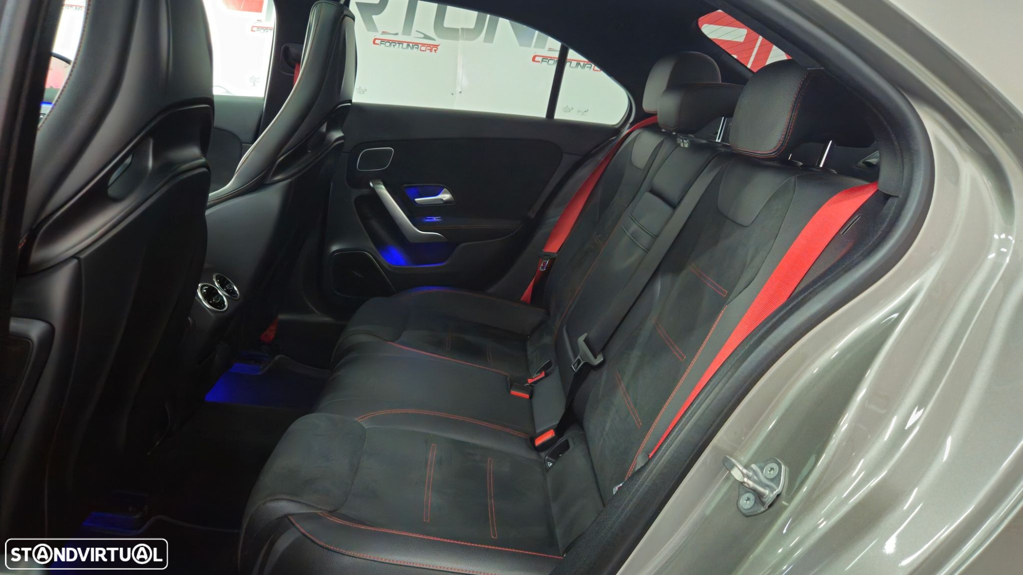 Mercedes-Benz A 35 AMG Limousine 4Matic - 13
