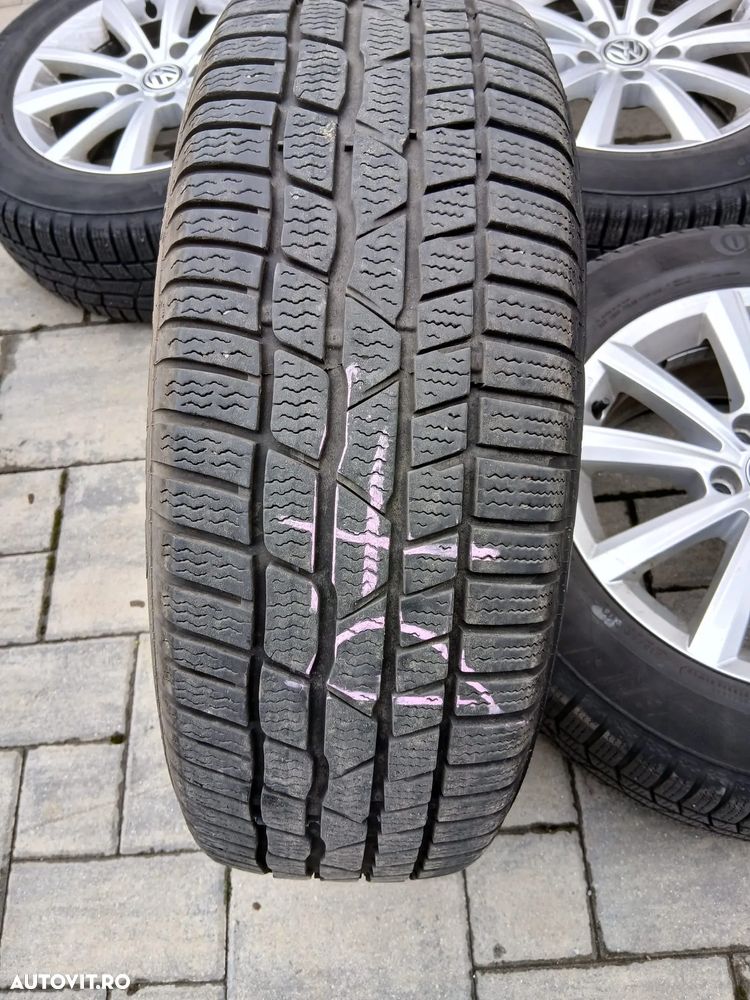 Volkswagen Passat 2.0 TDI Highline - 30