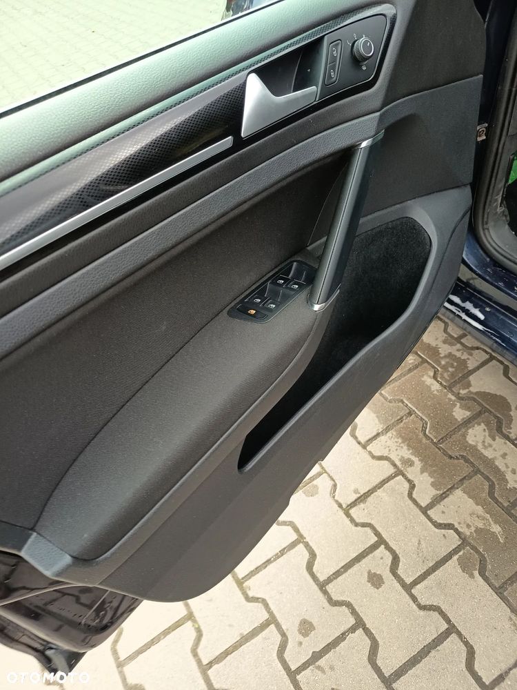 Volkswagen Golf 1.6 TDI BMT Comfortline - 14