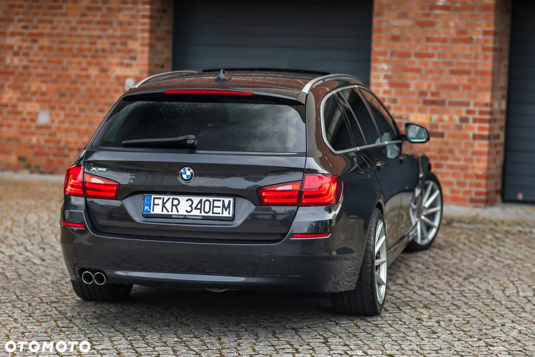 BMW Seria 5 530d xDrive - 9