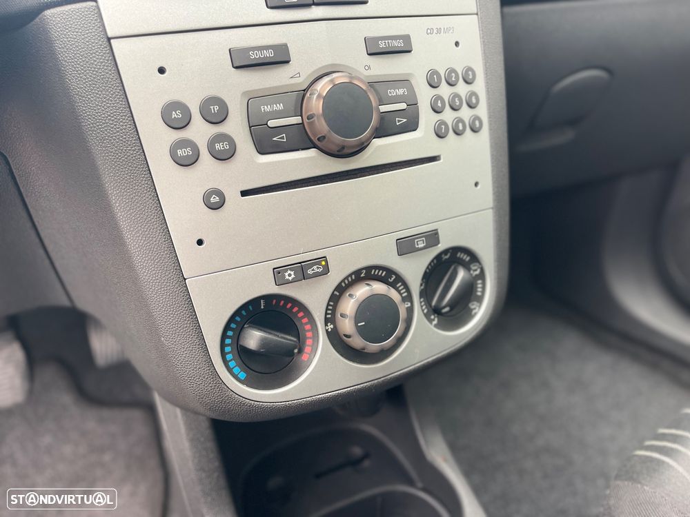 Opel Corsa 1.2 Enjoy - 11