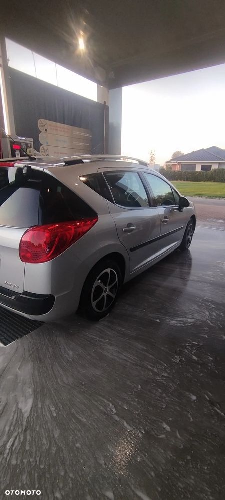 Peugeot 207 1.6 HDi - 6