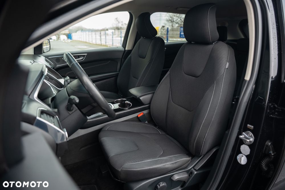 Ford Edge 2.0 TDCi 4x4 Titanium - 23