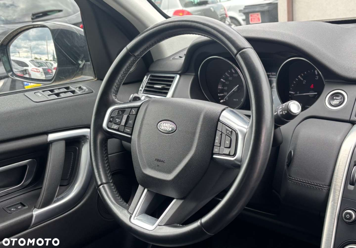 Land Rover Discovery Sport - 17