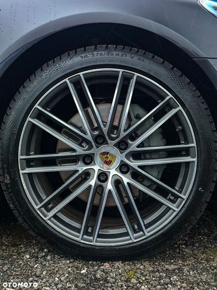 Porsche Panamera - 21