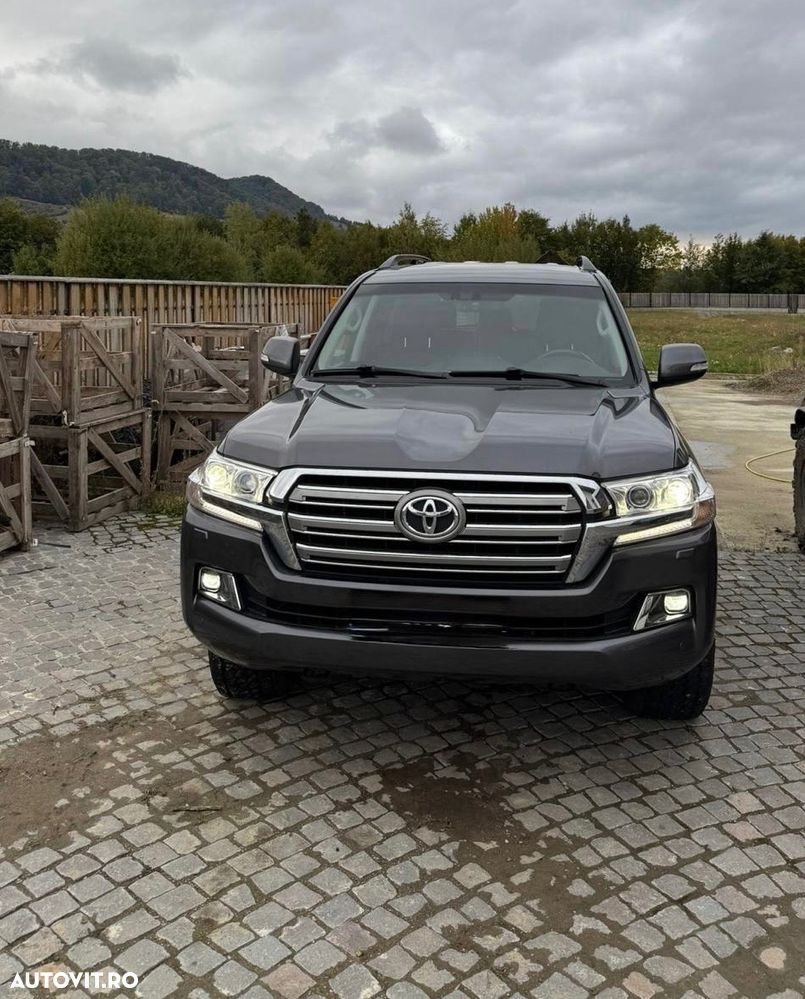 Toyota Land Cruiser 250 - 1