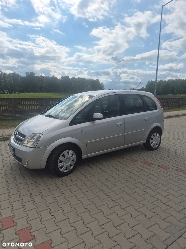 Opel Meriva 1.8 16V Cosmo - 4