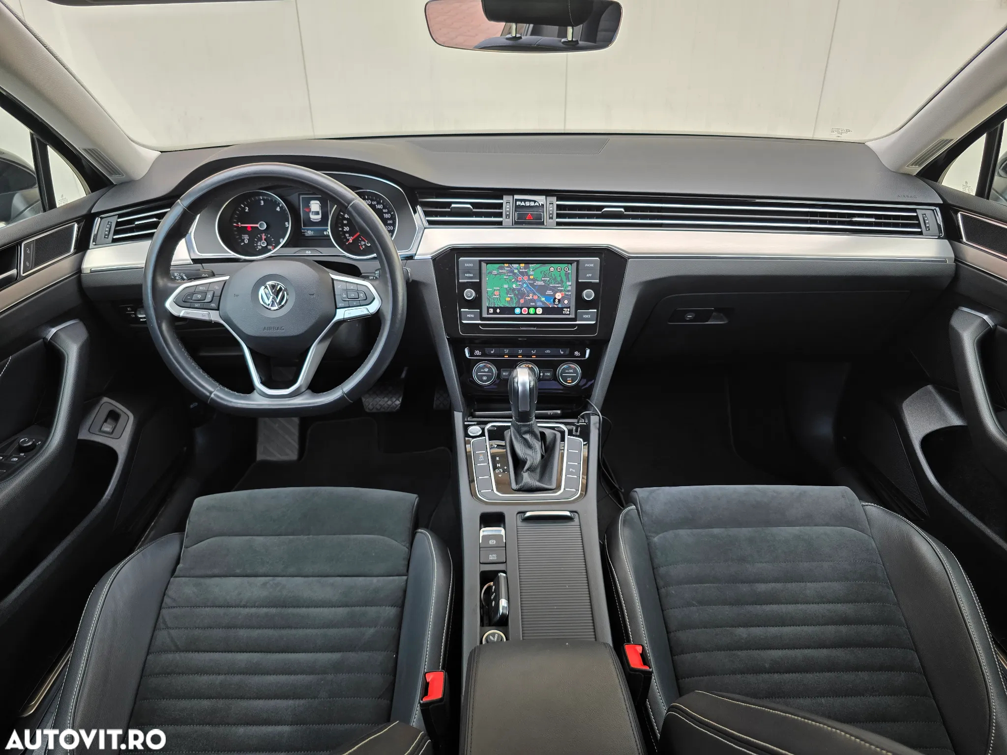 Volkswagen Passat 2.0 TDI DSG Highline - 8