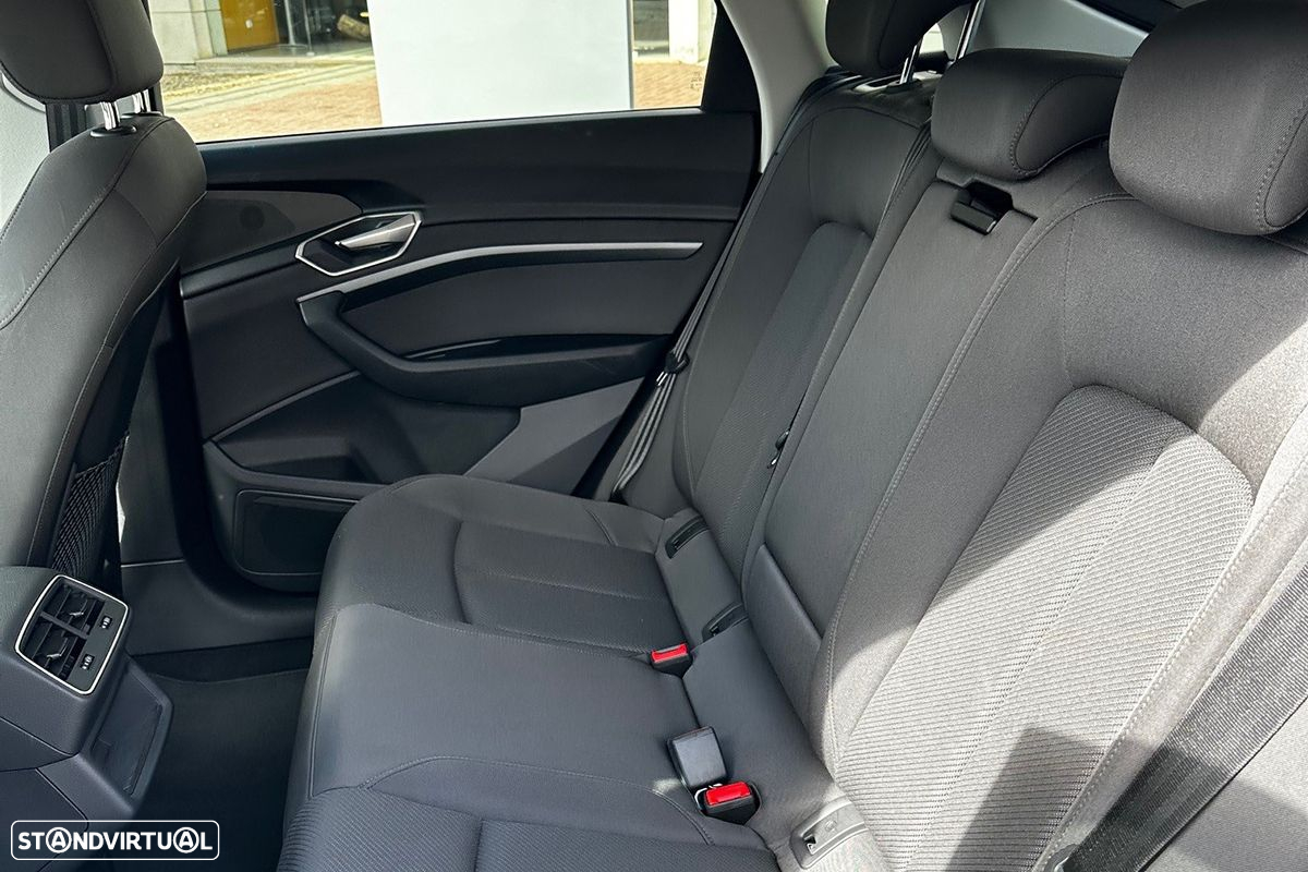 Audi Q8 e-Tron Sportback 55 quattro Advanced - 10