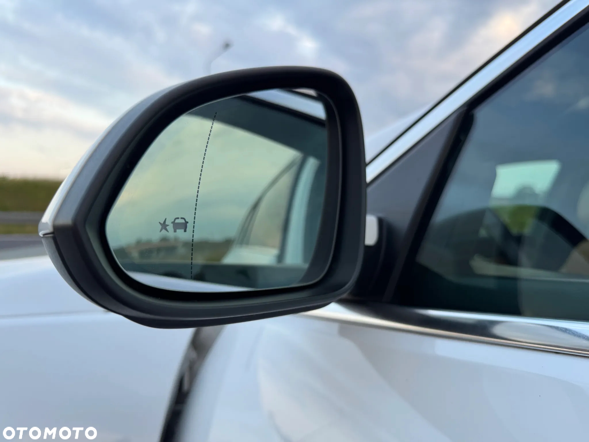 Opel Insignia - 25