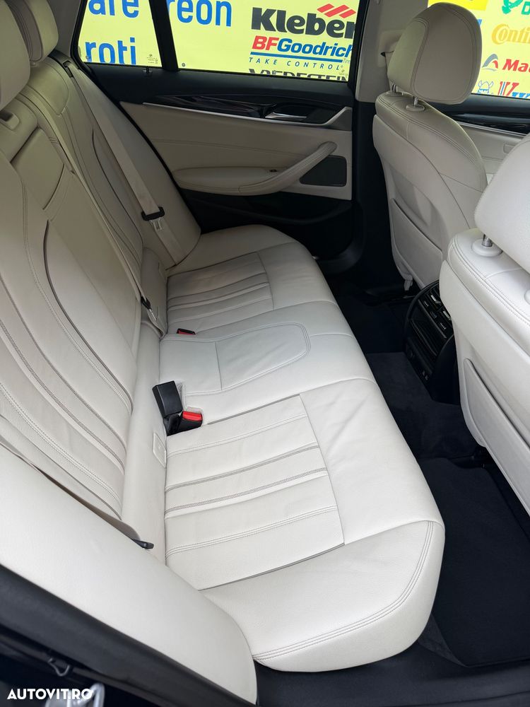 BMW 5 Series 2019 — imagine 16