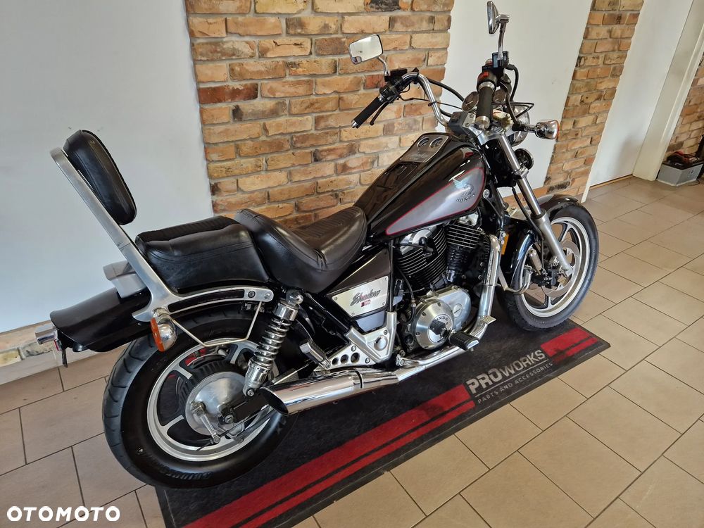 Honda Shadow - 4