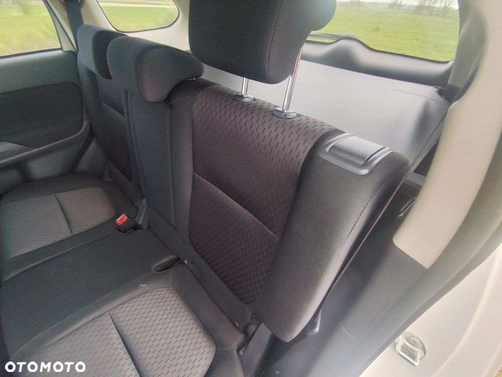 Mitsubishi Outlander 2.0 2WD - 20