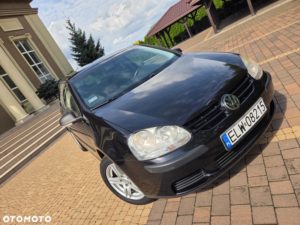 Volkswagen Golf - 25