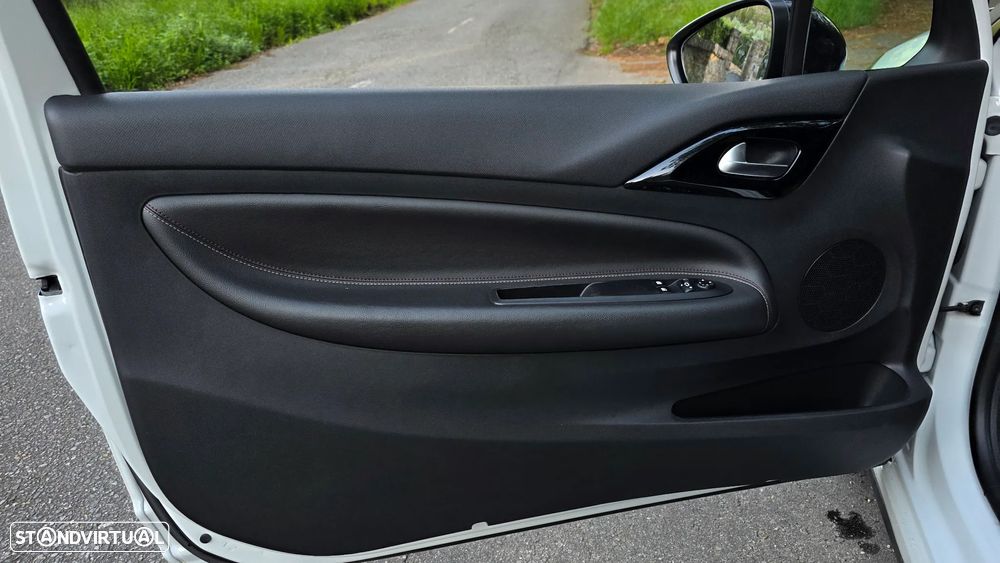 Citroën DS3 1.6 BlueHDi Sport Chic - 33