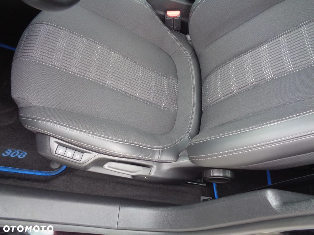 Peugeot 308 BlueHDi 130 EAT8 Stop & Start Active Business-Paket - 19