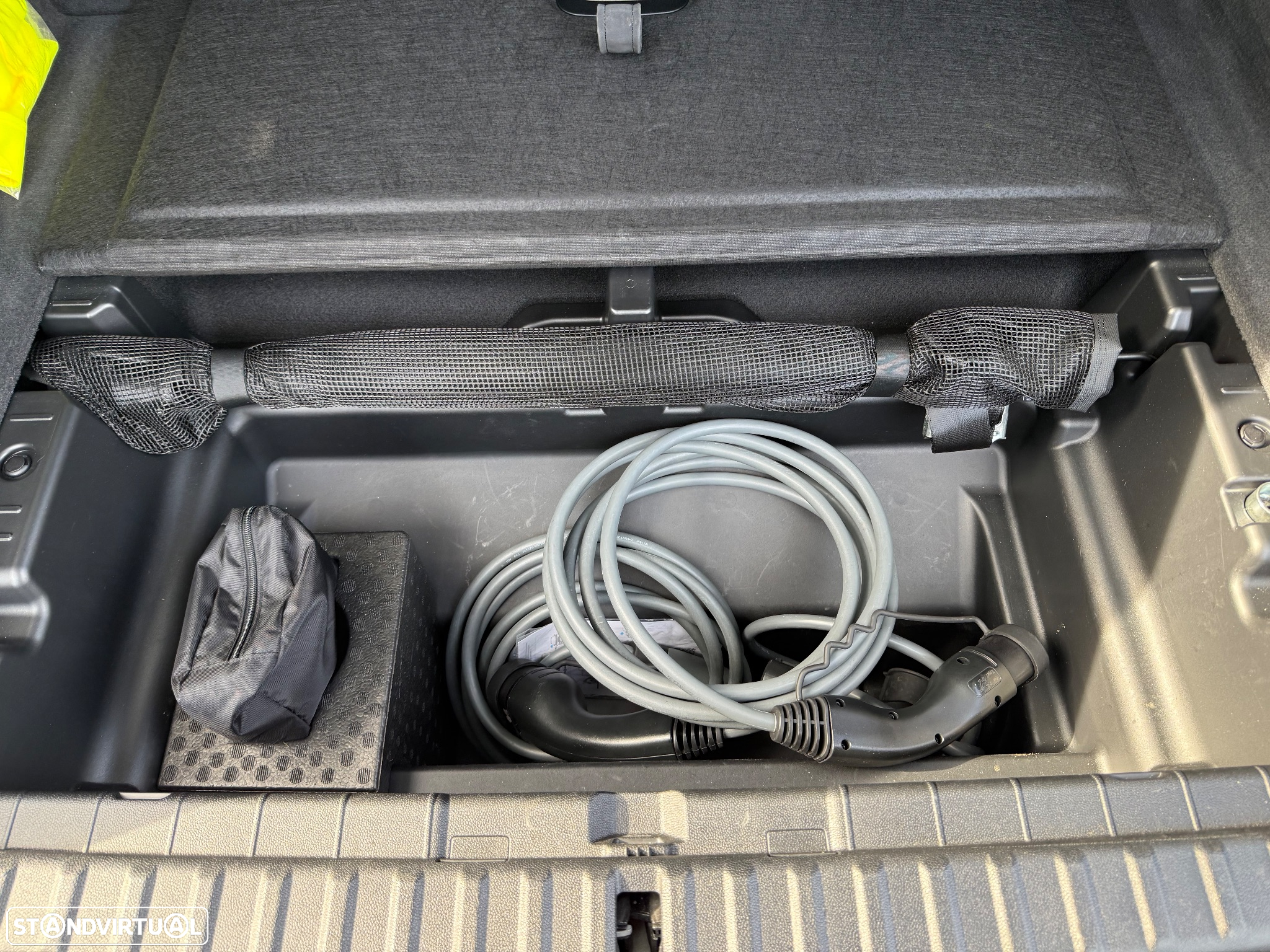 BMW iX xDrive 40 Pack Desportivo - 20