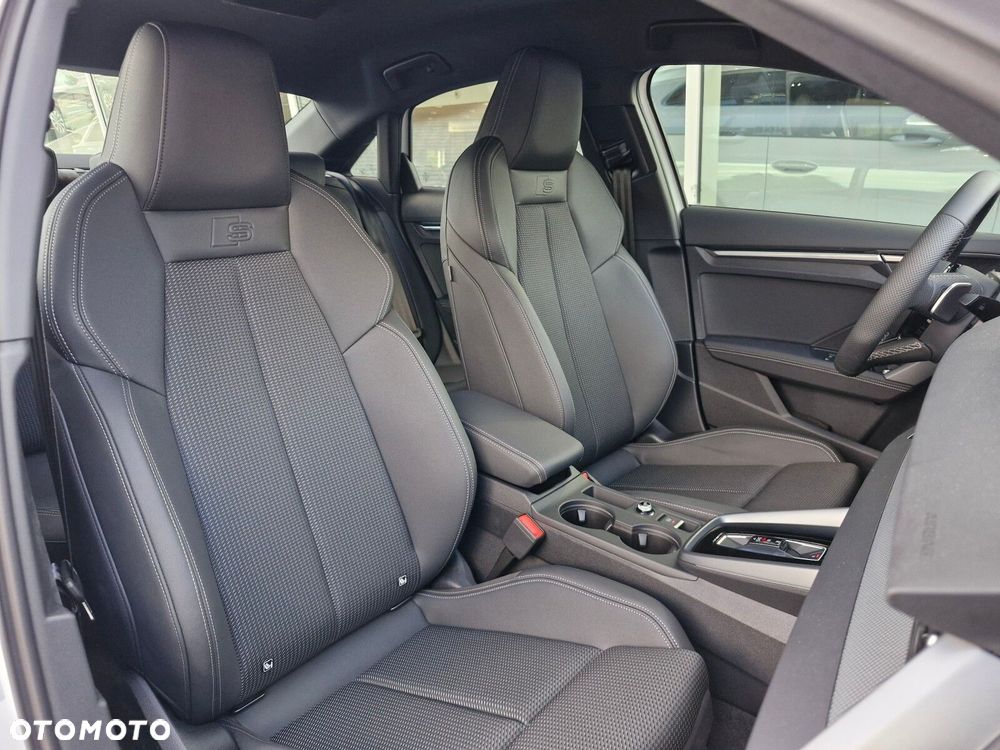 Audi S3 Limousine - 12