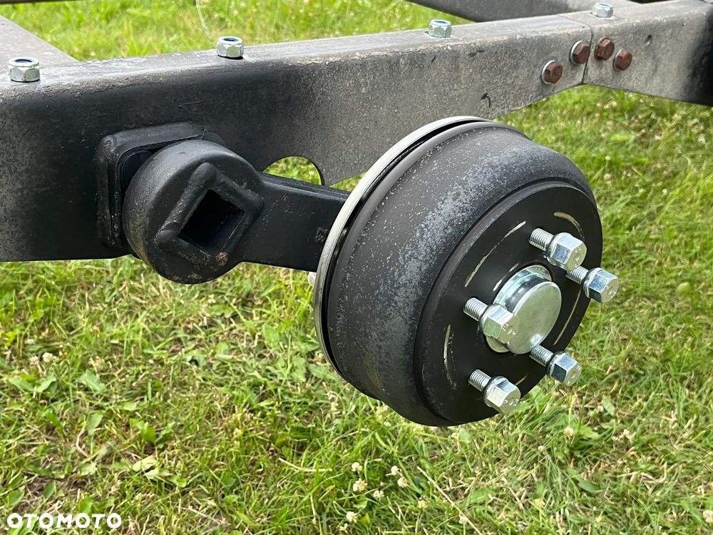 KOMPLET DWIE JAK NOWE OSIE HAMOWANE OŚ HAMOWANA 2x 1350KG DO LAWETY PRZYCZEPY KNOTT VGB 13 5x112 ZREGENEROWANE - 13