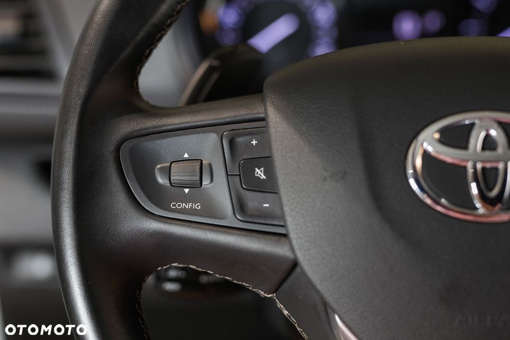 Toyota PROACE - 15