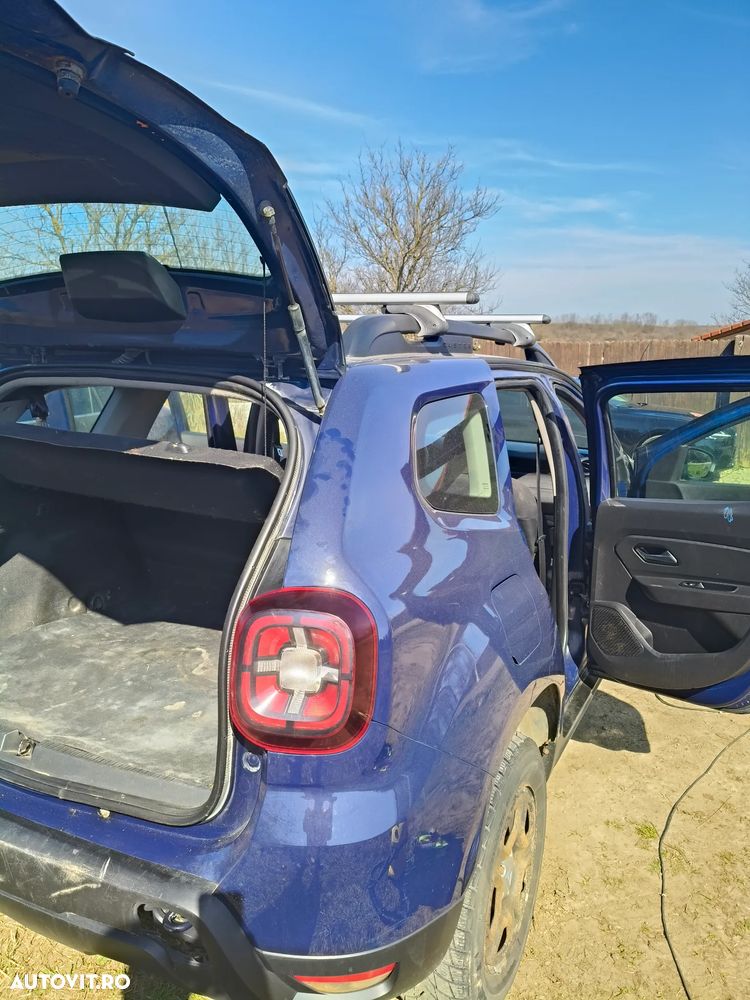 Dacia Duster 1.6 SCe 4WD Comfort - 10