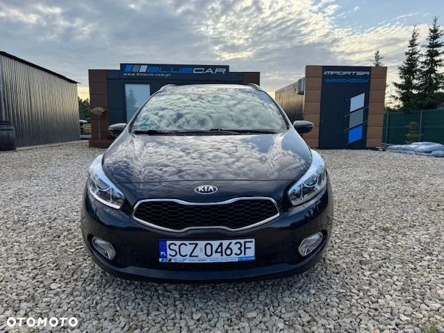 Kia Ceed 1.6 CRDi 128 ISG SW Platinum Edition - 8
