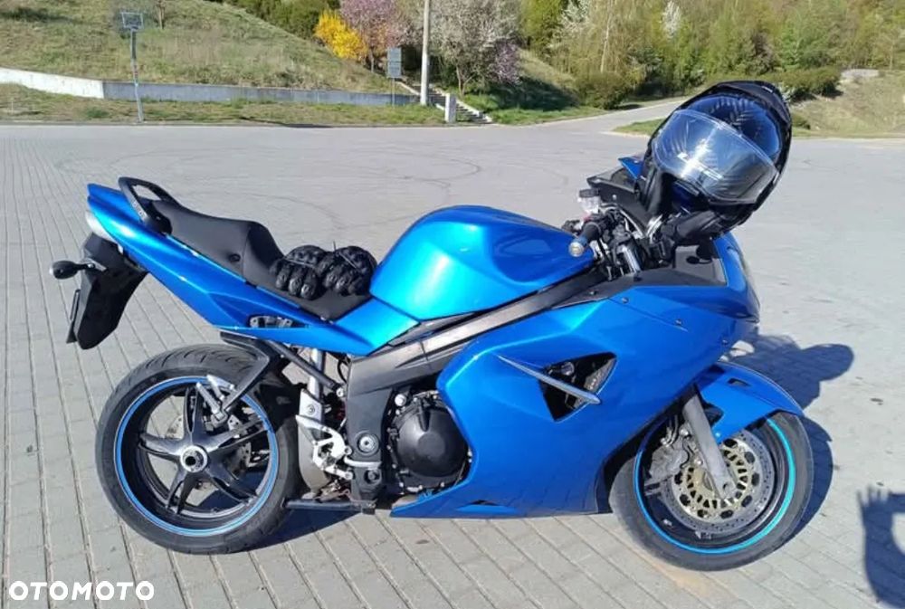 Triumph Sprint - 18