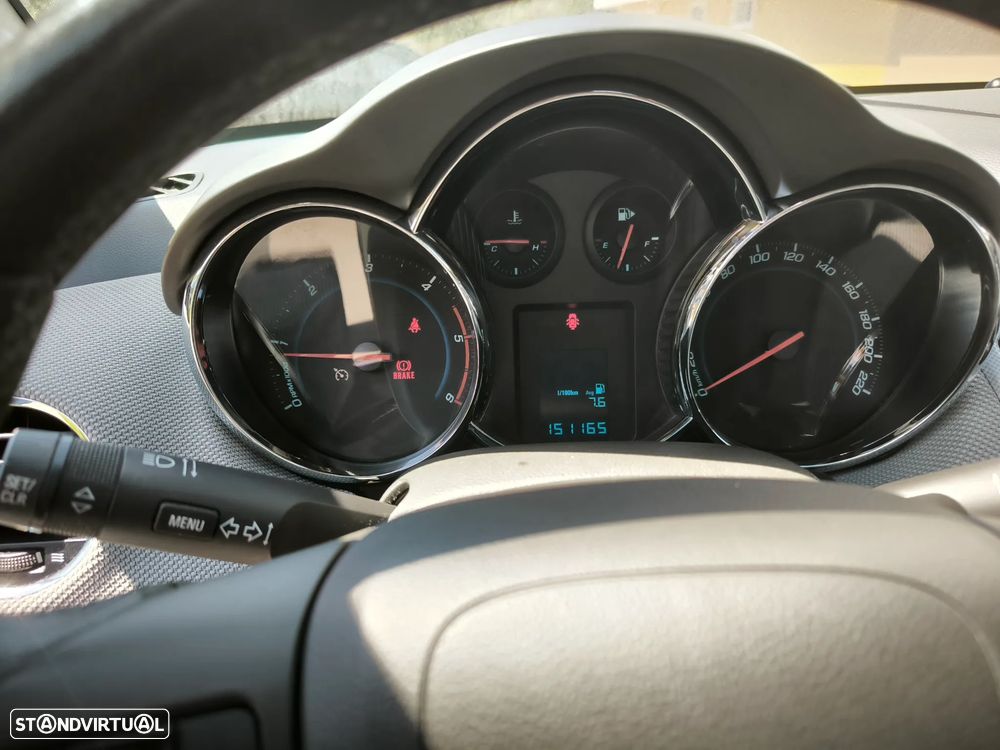 Chevrolet Cruze 2.0 VCDi LT - 9