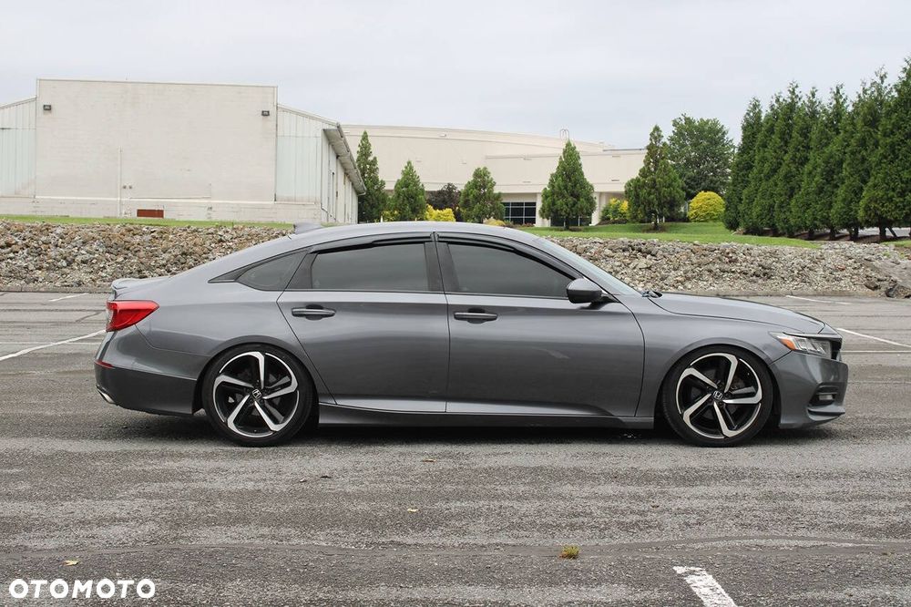 Honda Accord 2019 photo 3