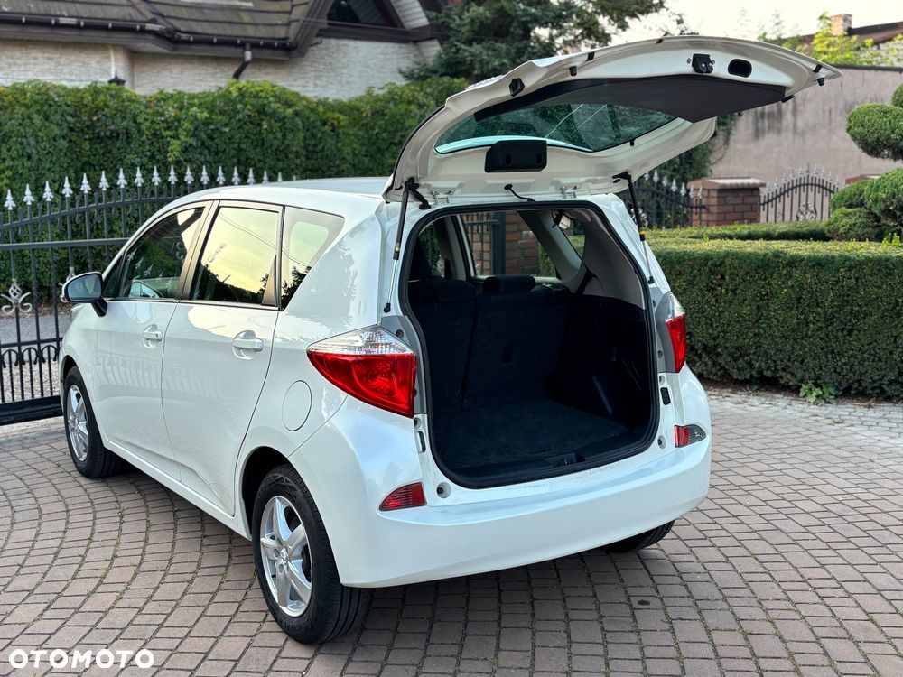 Toyota Verso S 1.33 VVT-i - 7