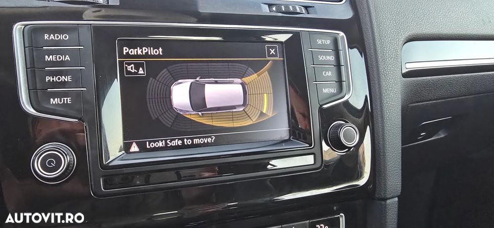 Volkswagen Golf 1.4 TSI ACT BlueMotion Technology DSG Highline - 27