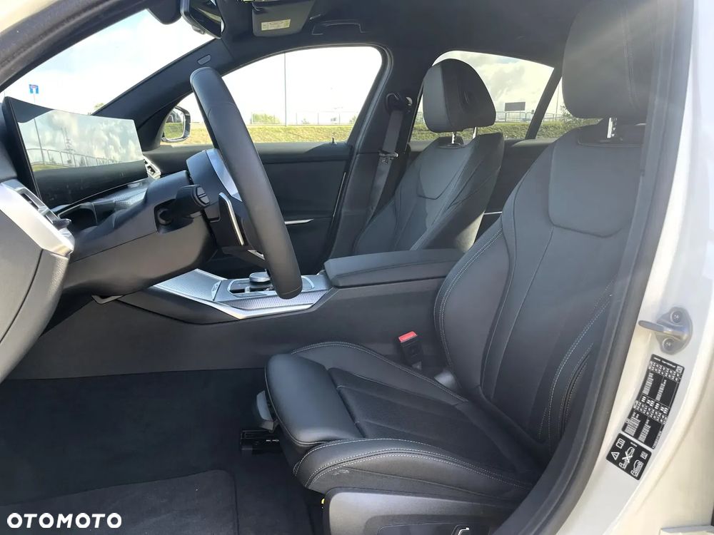 BMW Seria 3 320i M Sport - 10